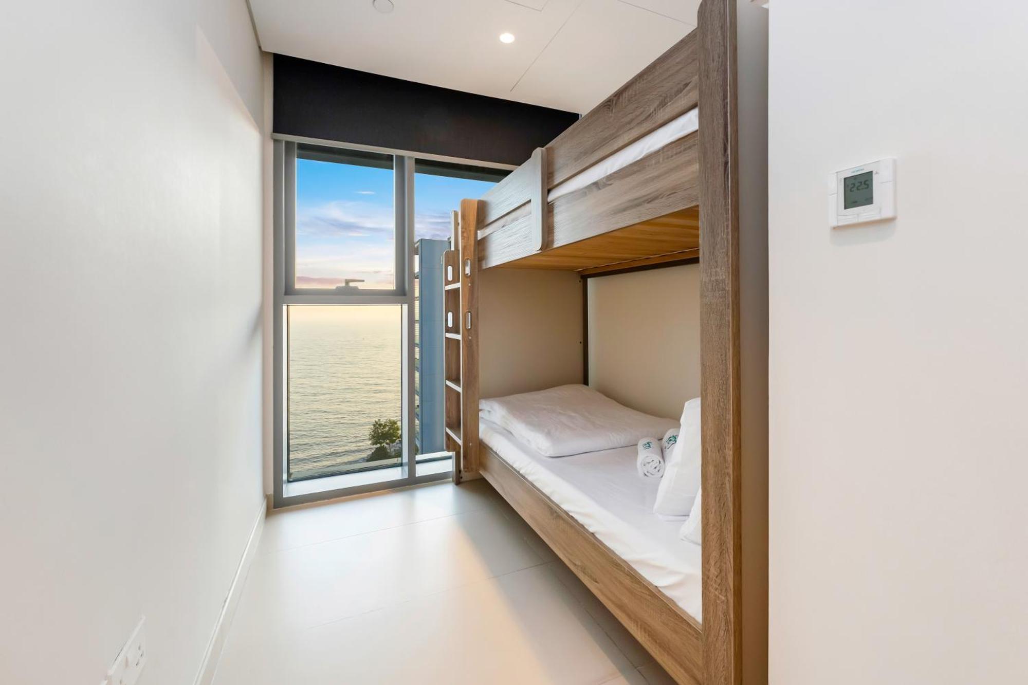 Fam Living Bluewaters - Island Living - Ain Dubai & Sea View Daire Oda fotoğraf